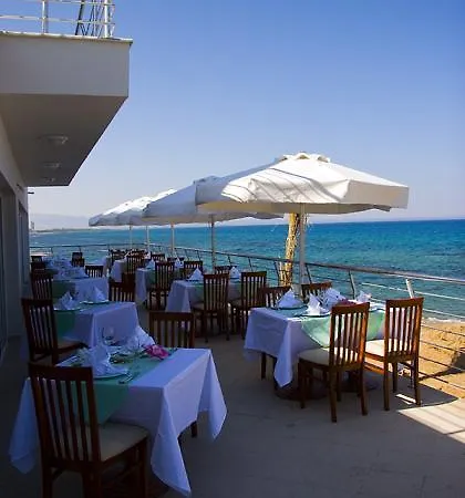 Hotel Sky Venus Beach Hotel & Residence